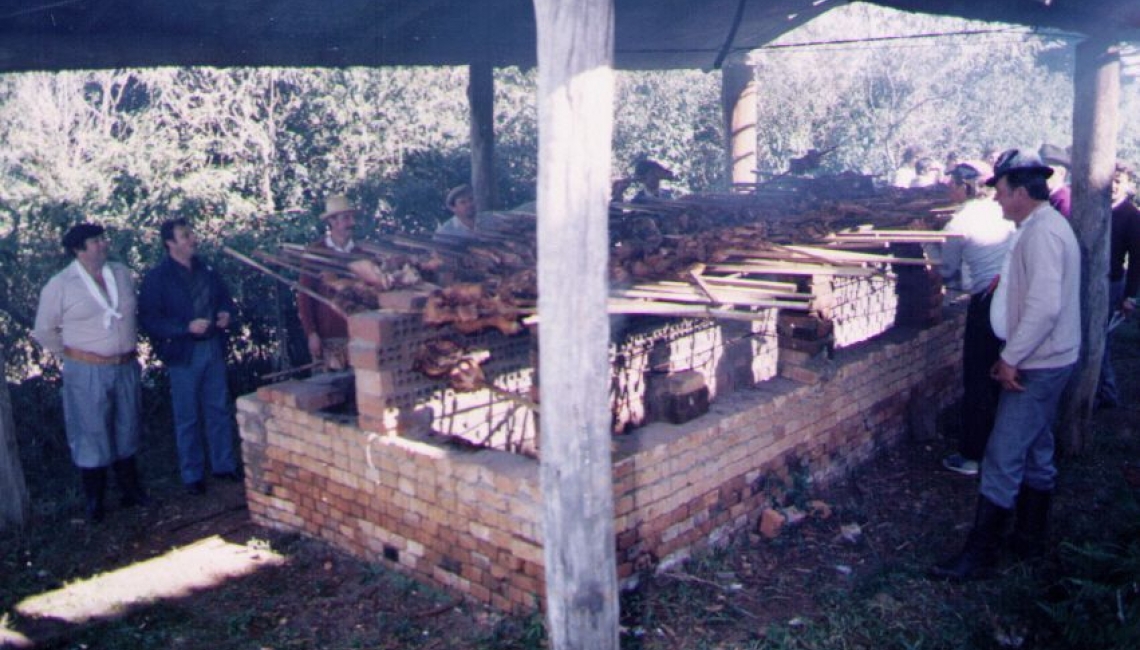 Festival do Leitão - Imagem: festival-do-leitao-1985-2.jpg